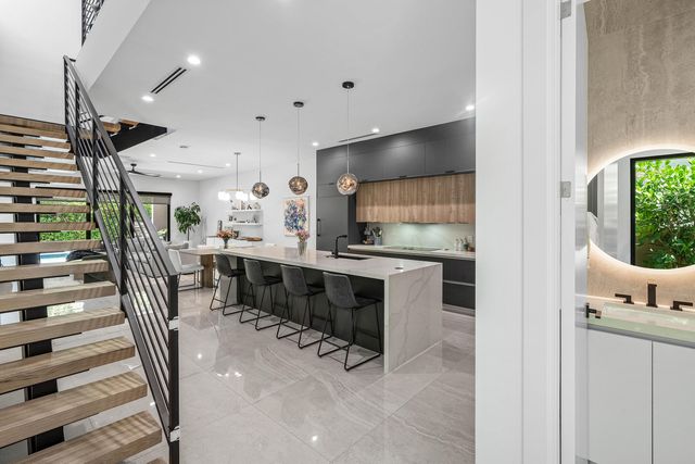 1123 NE 12th Avenue A, Fort Lauderdale, FL 33304