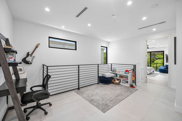 1123 NE 12th Avenue A, Fort Lauderdale, FL 33304