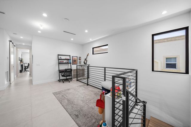 1123 NE 12th Avenue A, Fort Lauderdale, FL 33304