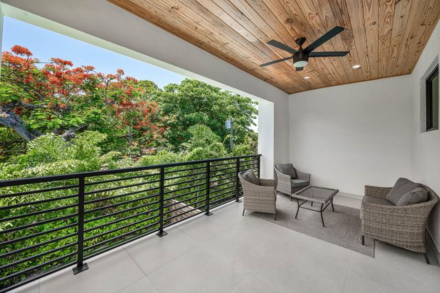 1123 NE 12th Avenue A, Fort Lauderdale, FL 33304