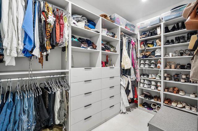 1123 NE 12th Avenue A, Fort Lauderdale, FL 33304