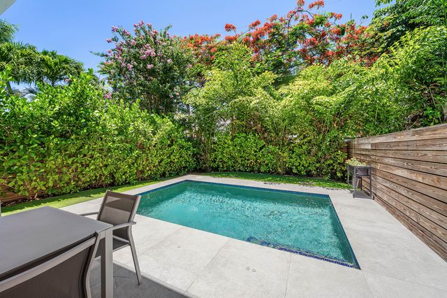 1123 NE 12th Avenue A, Fort Lauderdale, FL 33304