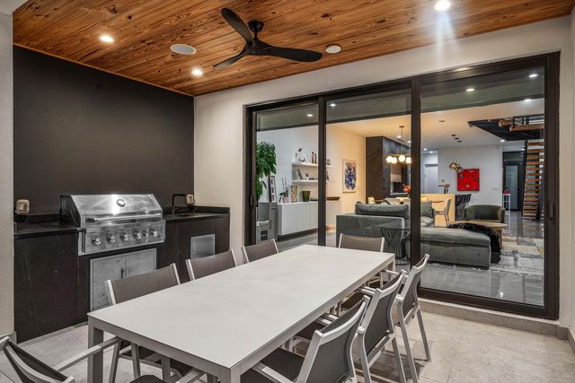 1123 NE 12th Avenue A, Fort Lauderdale, FL 33304
