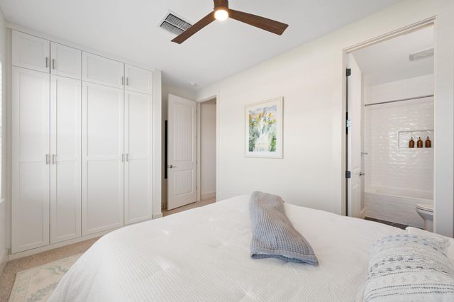 2207 Pasadena DR 10, Austin, TX 78757
