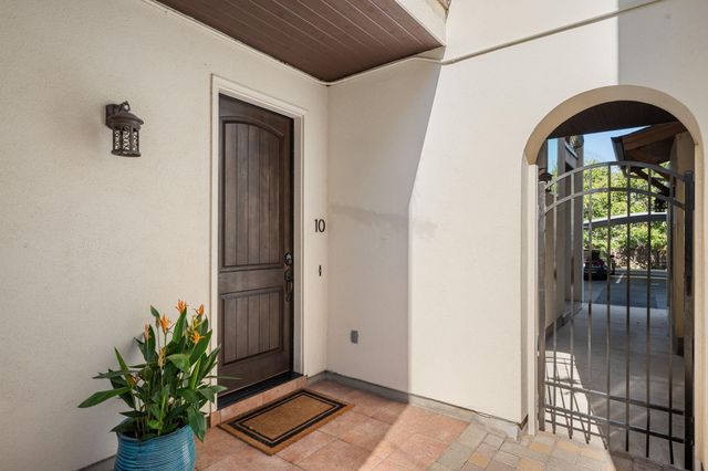 2207 Pasadena DR 10, Austin, TX 78757