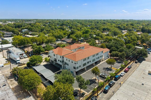 2207 Pasadena DR 10, Austin, TX 78757