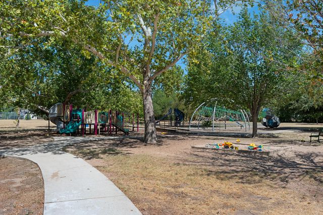 2207 Pasadena DR 10, Austin, TX 78757