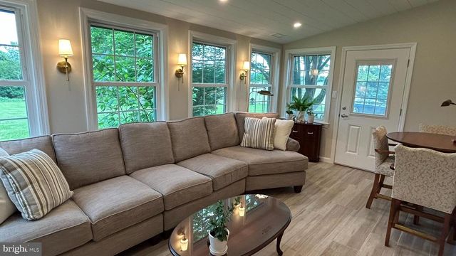 541 CHEYNEY RD, Glen Mills, PA 19342