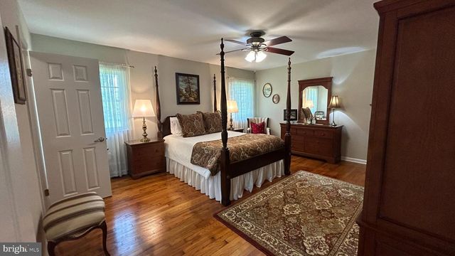541 CHEYNEY RD, Glen Mills, PA 19342