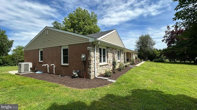 541 CHEYNEY RD, Glen Mills, PA 19342