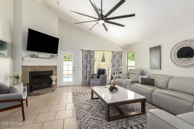 19230 N 5TH Street, Phoenix, AZ 85024