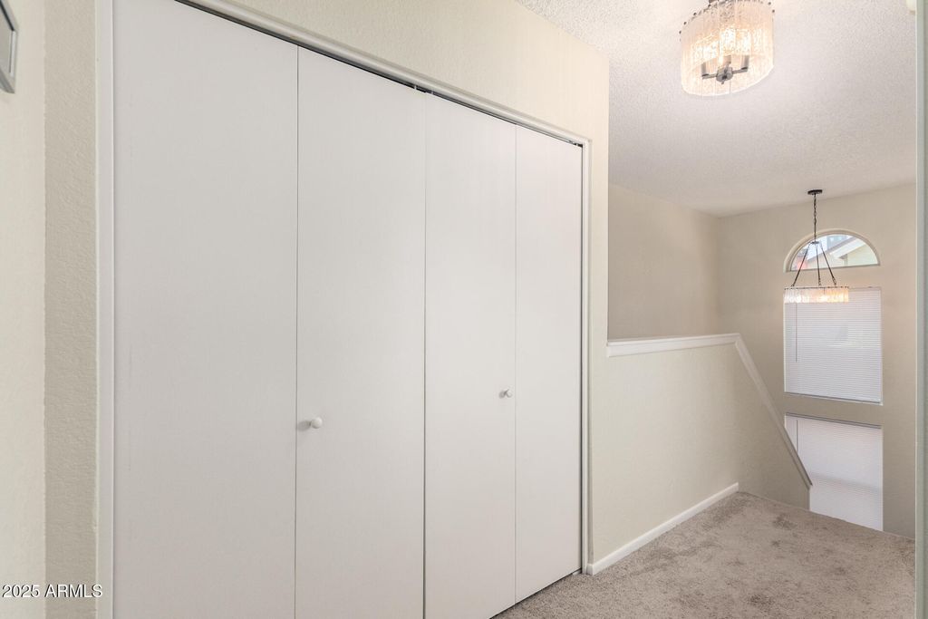 Image 31 of property listing at 19230 N 5TH Street, Phoenix, AZ 85024