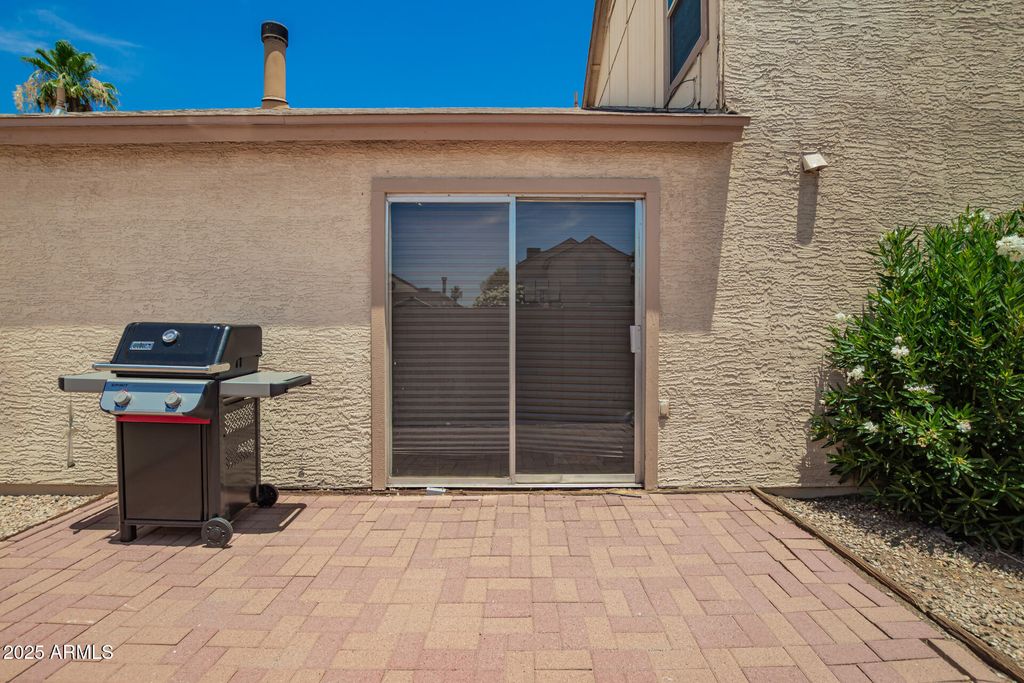 Image 36 of property listing at 19230 N 5TH Street, Phoenix, AZ 85024
