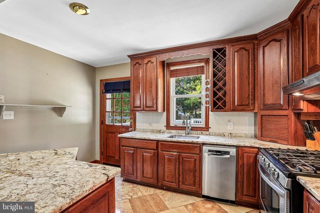 3305 WHITE AVE, Baltimore, MD 21214