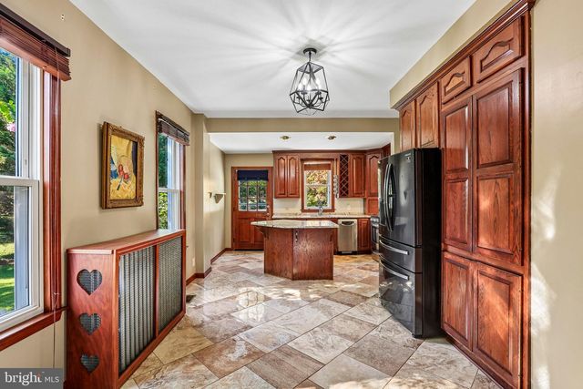 3305 WHITE AVE, Baltimore, MD 21214