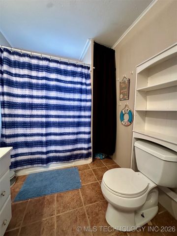 12158 Landing Drive, Kingston, OK 73439