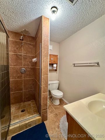 12158 Landing Drive, Kingston, OK 73439