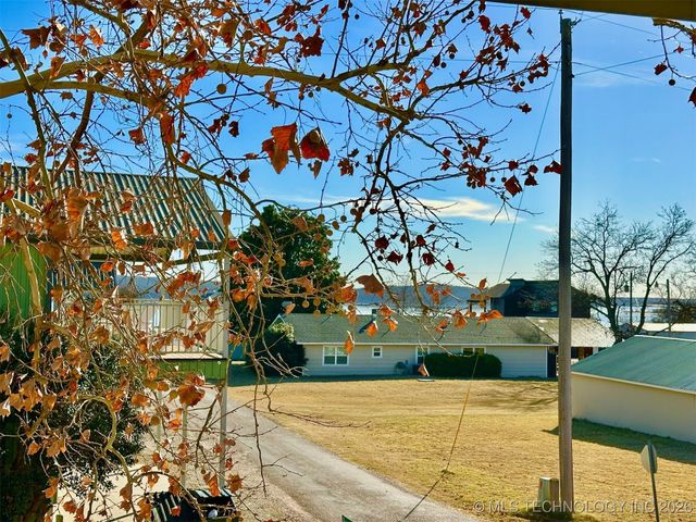 12158 Landing Drive, Kingston, OK 73439