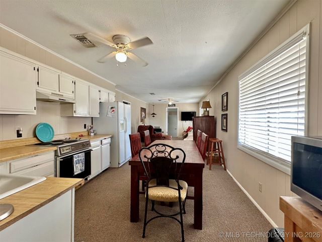 12158 Landing Drive, Kingston, OK 73439