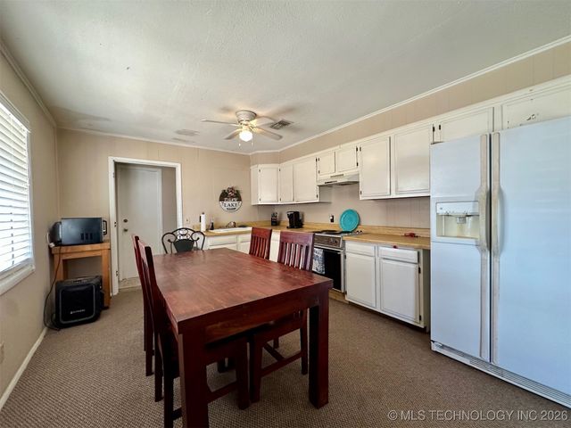 12158 Landing Drive, Kingston, OK 73439