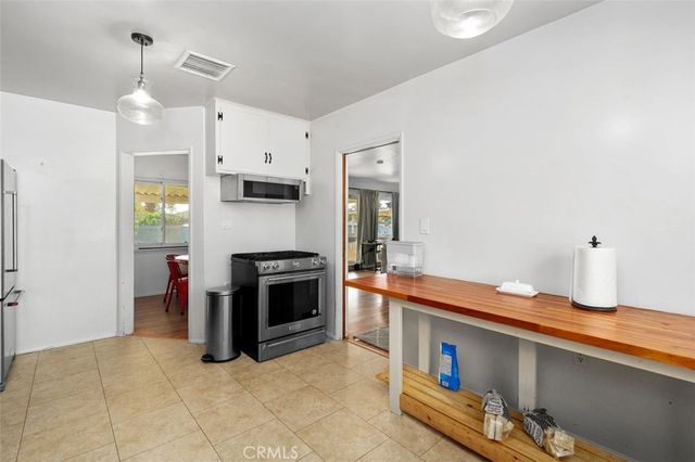 12775 16th Street, Chino, CA 91710