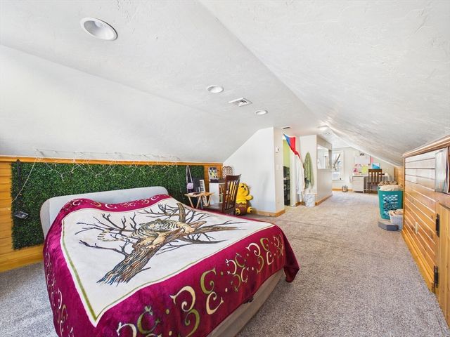 10 Jefferson Ave, Taunton, MA 02780