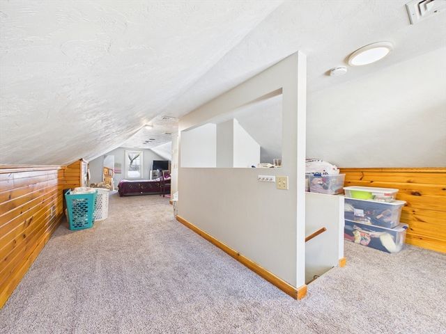 10 Jefferson Ave, Taunton, MA 02780