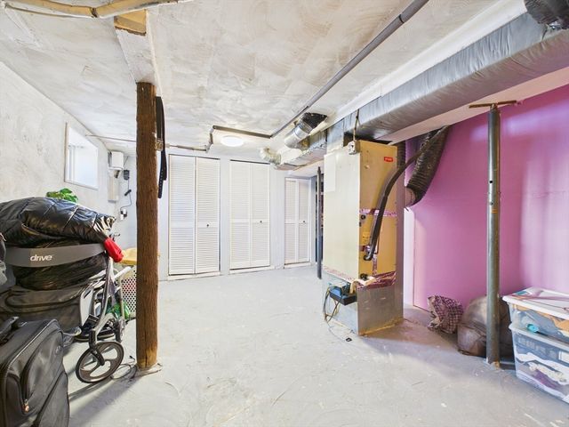 10 Jefferson Ave, Taunton, MA 02780