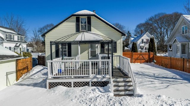 10 Jefferson Ave, Taunton, MA 02780