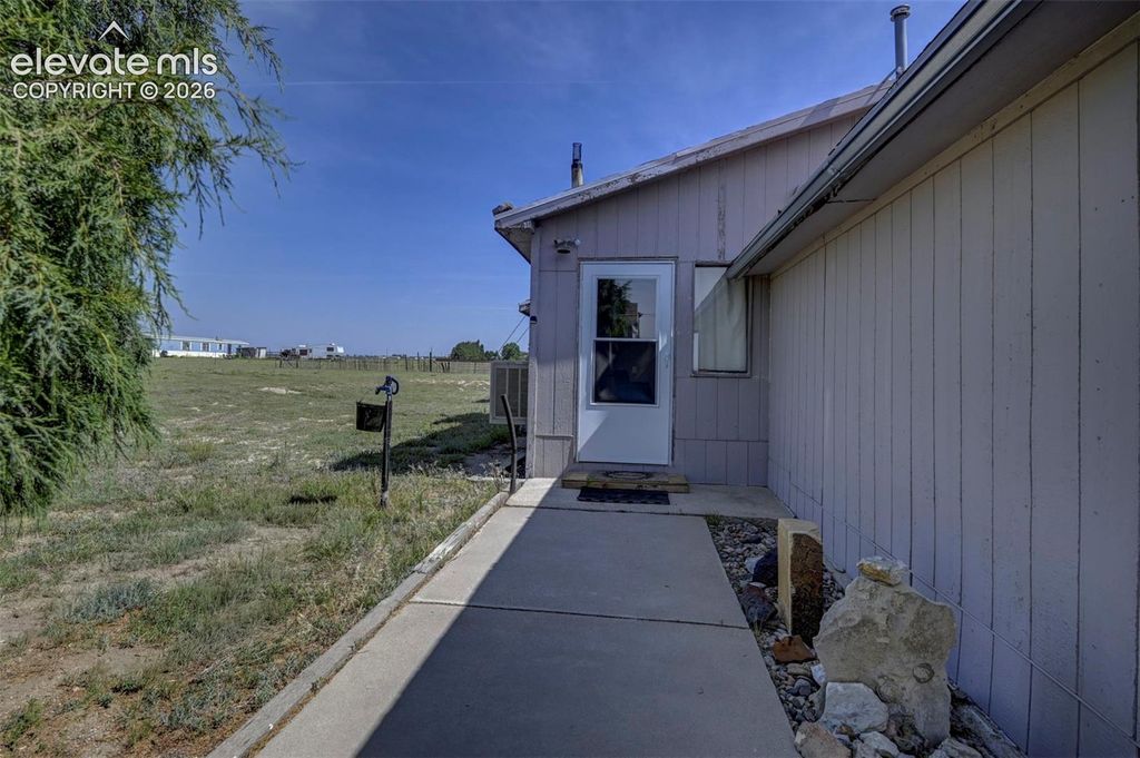 4125 Log Road, Peyton, CO 80831 — photo 2