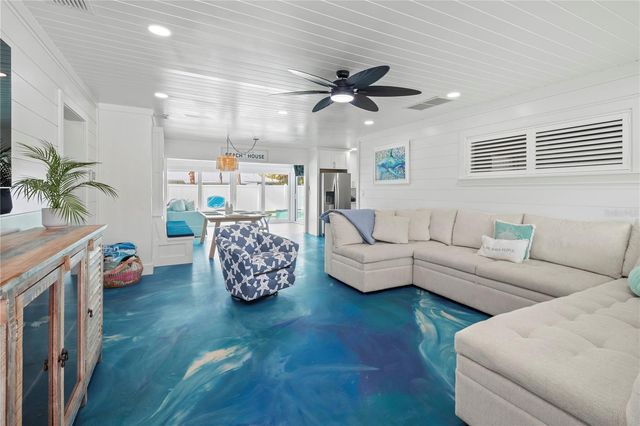 208 84TH STREET, Holmes Beach, FL 34217