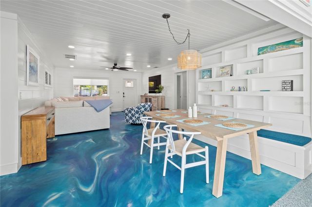 208 84TH STREET, Holmes Beach, FL 34217