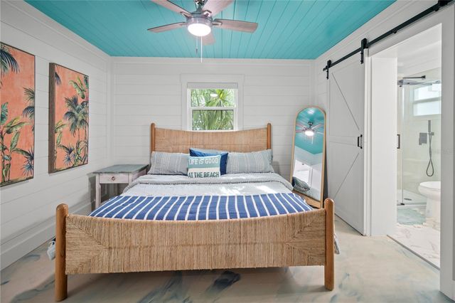 208 84TH STREET, Holmes Beach, FL 34217