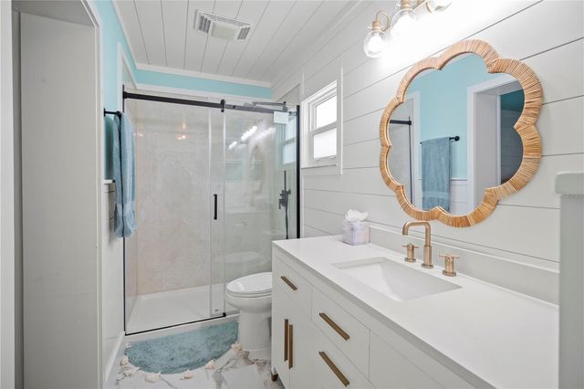 208 84TH STREET, Holmes Beach, FL 34217