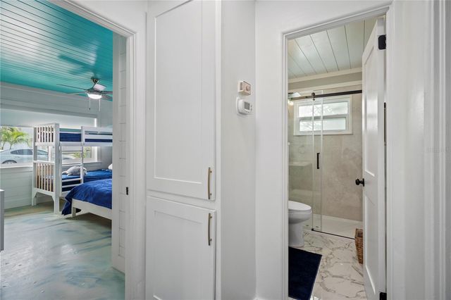 208 84TH STREET, Holmes Beach, FL 34217