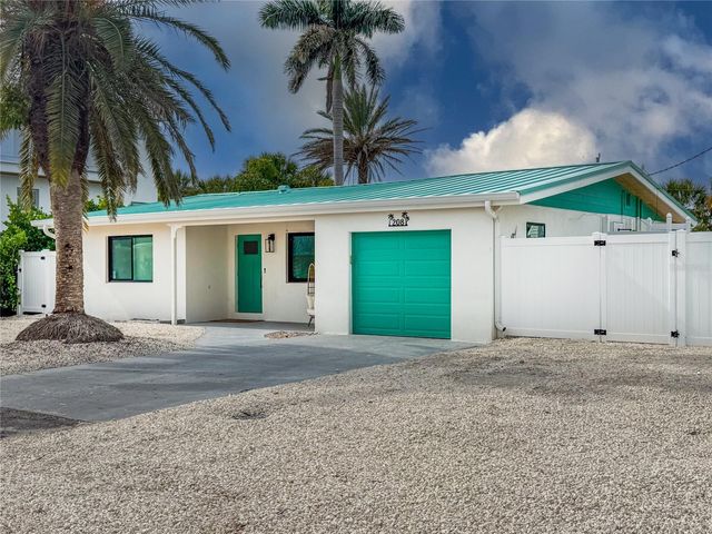 208 84TH STREET, Holmes Beach, FL 34217