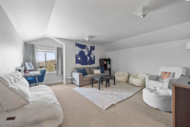 7185 Corsica Street, West Richland, WA 99353