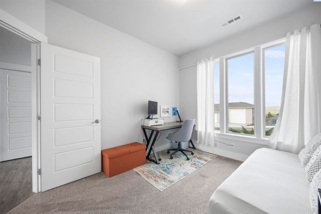 7185 Corsica Street, West Richland, WA 99353