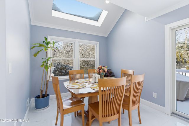 26 Oxford Lane, Eatontown, NJ 07724