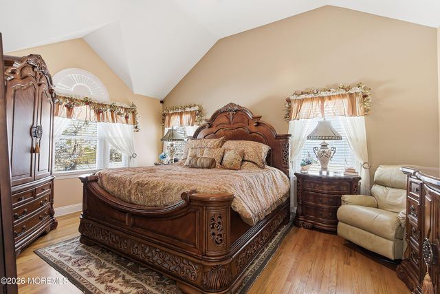 26 Oxford Lane, Eatontown, NJ 07724