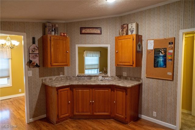 337 Pin Oak Circle, Elyria, OH 44035