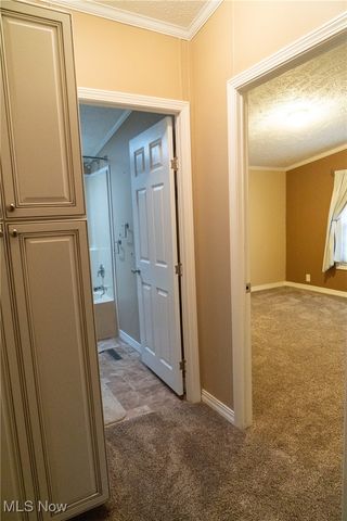 337 Pin Oak Circle, Elyria, OH 44035