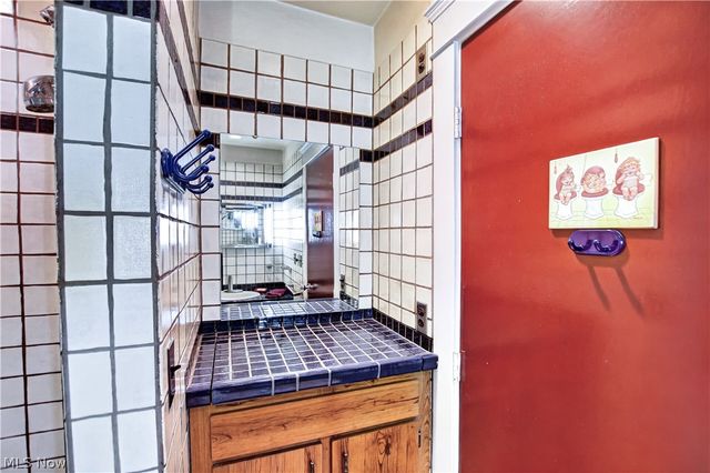 16317 Clifton Boulevard, Lakewood, OH 44107