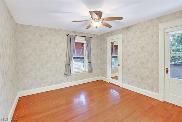 16317 Clifton Boulevard, Lakewood, OH 44107