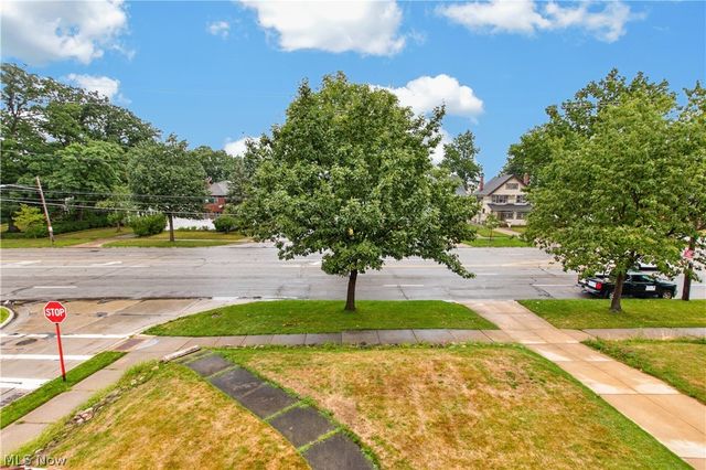 16317 Clifton Boulevard, Lakewood, OH 44107