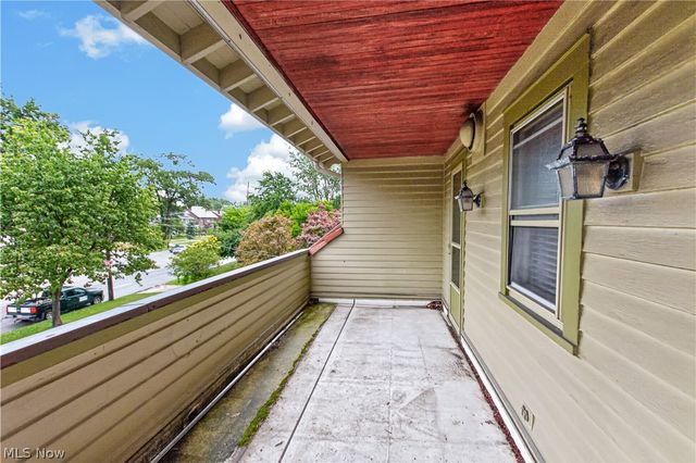16317 Clifton Boulevard, Lakewood, OH 44107