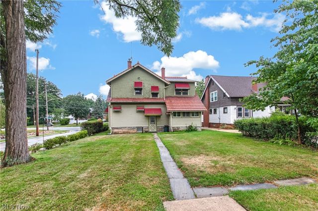 16317 Clifton Boulevard, Lakewood, OH 44107