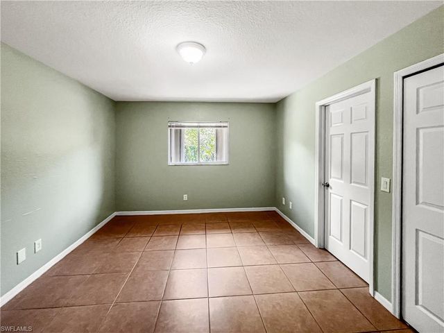 1909 SW Santa Barbara PL # 1909, Cape Coral, FL 33991