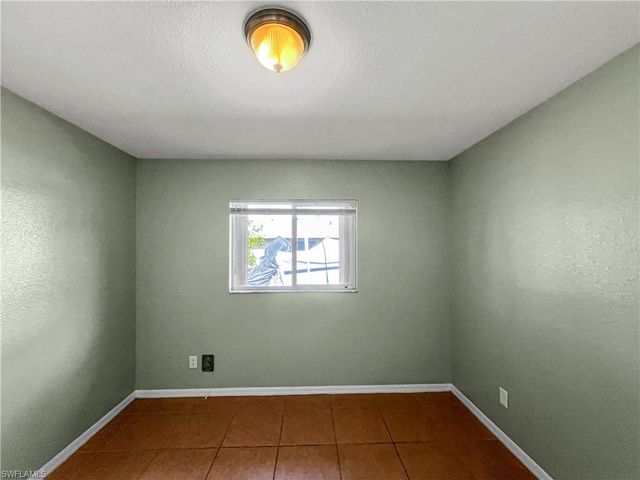 1909 SW Santa Barbara PL # 1909, Cape Coral, FL 33991