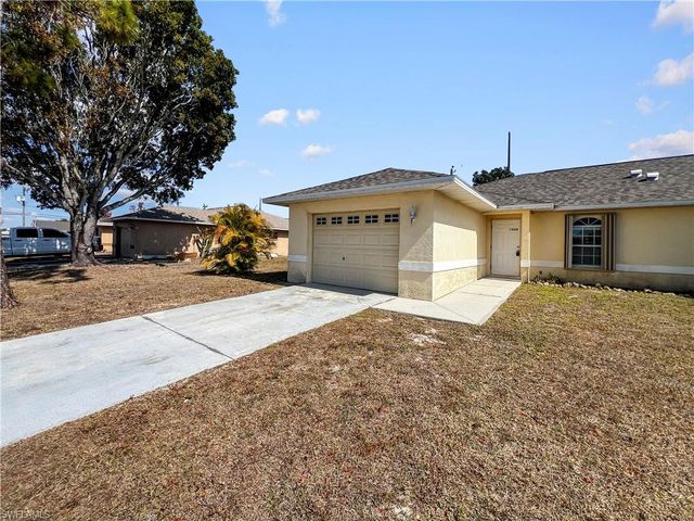 1909 SW Santa Barbara PL # 1909, Cape Coral, FL 33991